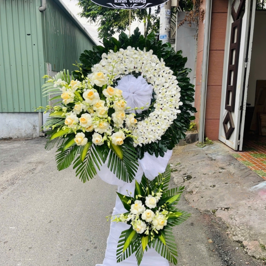 🤍 Sacred Farewell – Tiễn Đưa Thiêng Liêng 