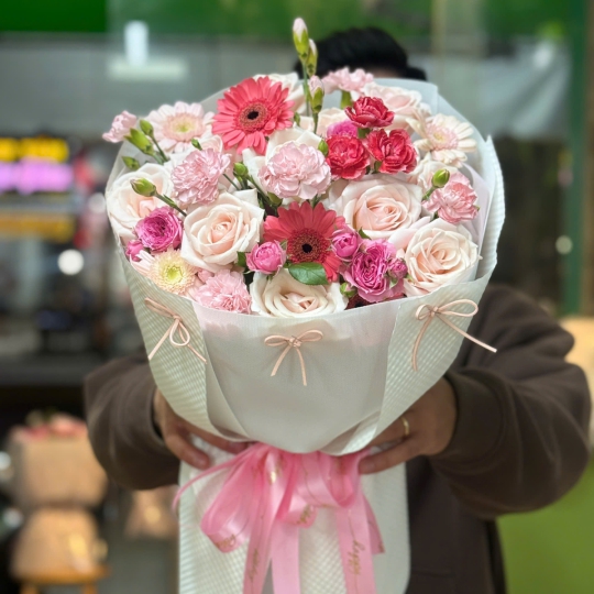 Blushing Elegance – Thanh Sắc Hồng Dịu 