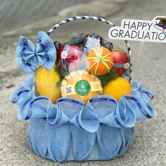 Giỏ Trái Cây Tốt Nghiệp Happy Graduation – Món Quà Chúc Mừng Ý Nghĩa 