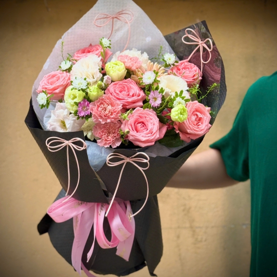 Pink Whisper – Khúc Ca Hồng Dịu  