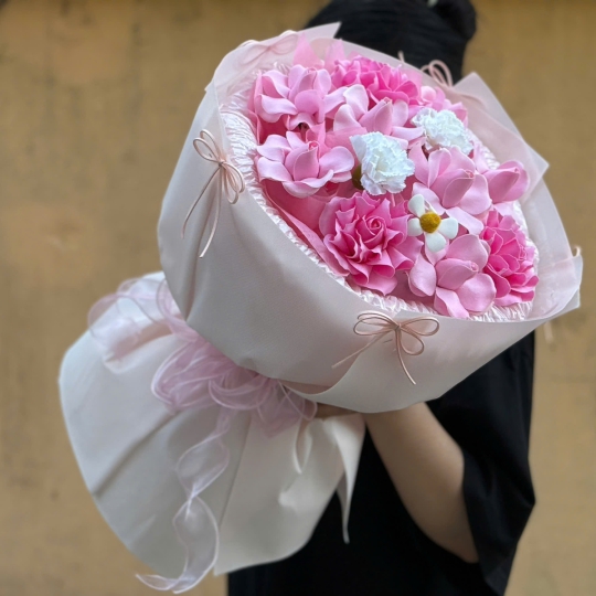Bó Hoa Sáp Hồng Mộng – Nét Duyên Ngọt Ngào 