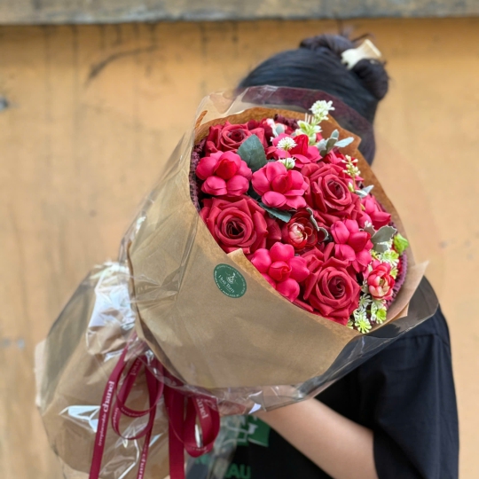 Bó Hoa Sáp Hồng Ruby – Nồng Nàn Yêu Thương 