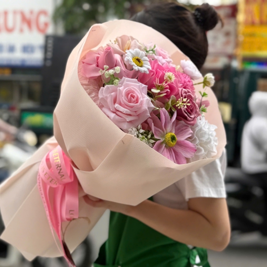 Bó Hoa Sáp Hồng Pastel Dịu Dàng – Pink Charm  