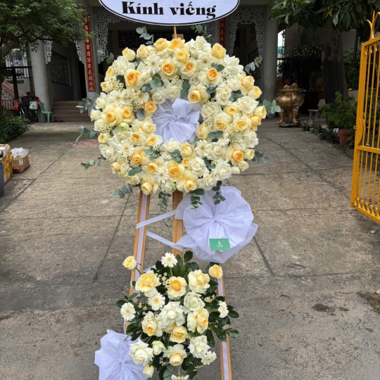 Kệ Viếng Ngọc Sương Vĩnh Biệt  