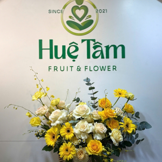 🌼 Tên sản phẩm: Giỏ Hoa Nắng Mai Phú Quý  