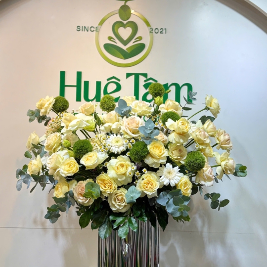 Giỏ Hoa Hồng Kem An Nhiên 