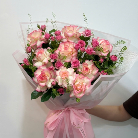Bó Hoa Hồng Pink Blush – Ngọt Ngào Tình Yêu 
