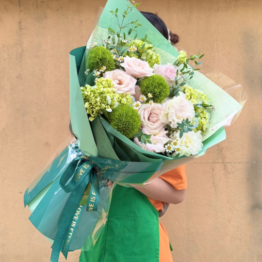 Bó Hoa Pastel Xanh Dịu Dàng – Vườn Xuân An Nhiên  