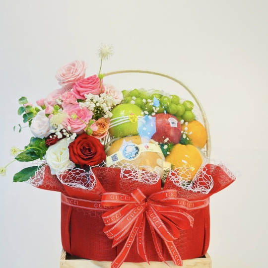 Giỏ Trái Cây Trang Tría  Hoa 1 Bên Luxury Tone ĐỎ  