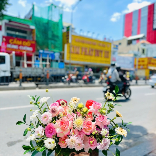 Giỏ Hoa Nắng Mai Hồng 