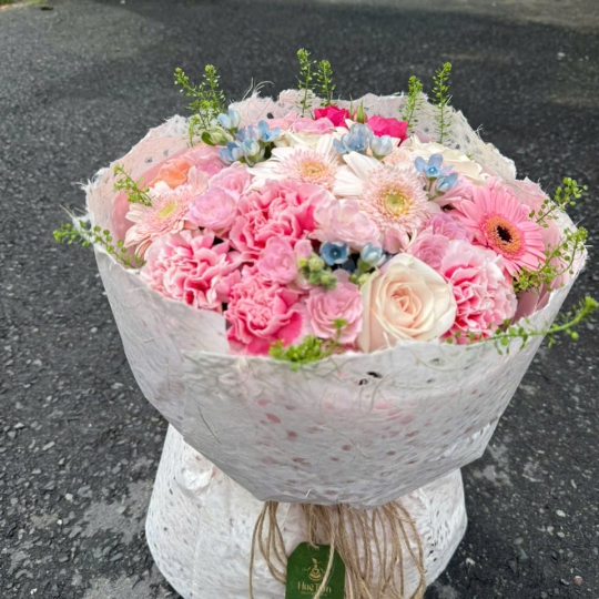 🌸 Bó Hoa Nắng Hồng Yêu Thương 