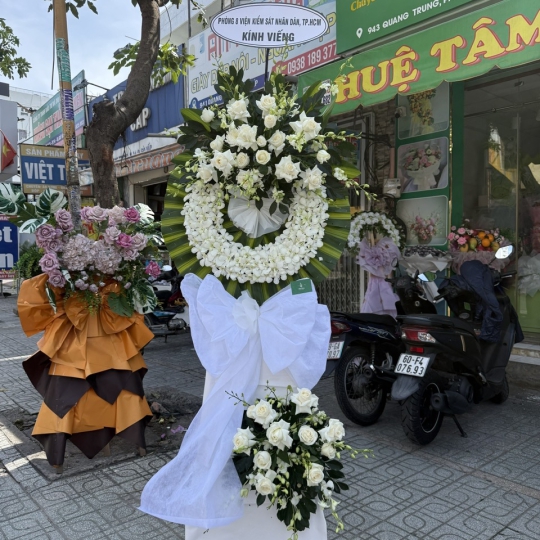 ✨ Vòng Hoa Tĩnh Lặng Dâng Tiễn ✨ 