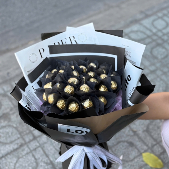 ✨ Bó Hoa Socola – Black Gold Love 