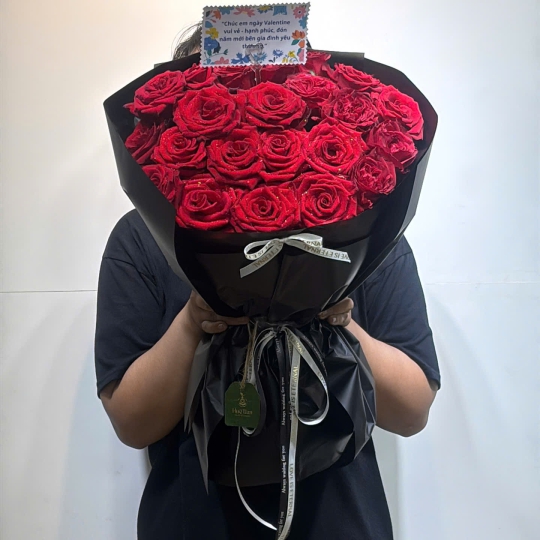 💎 Bó Hoa Hồng Đỏ – Đế Vương Si Tình 