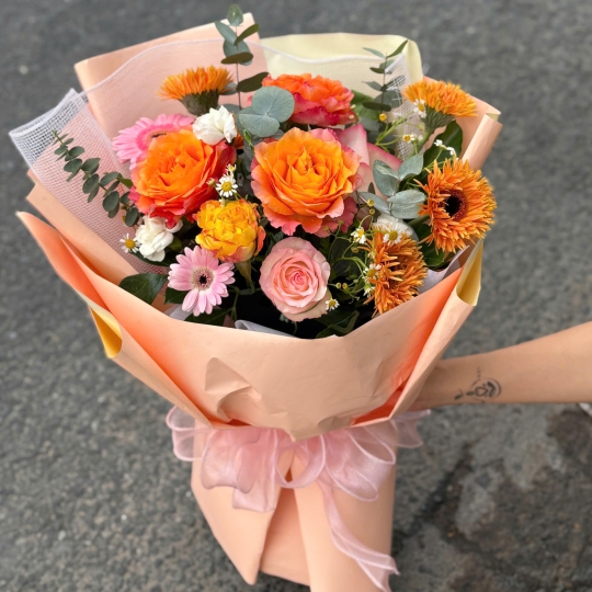 🌅 Sunset Blossom – Hoa Nở Rực Rỡ Hoàng Hôn 