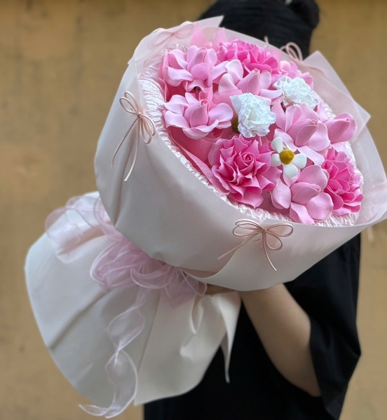Bó Hoa Sáp Hồng Mộng – Nét Duyên Ngọt Ngào