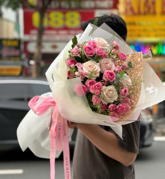 💗 Bó Hoa Hồng Hồng Phấn Mộng Mơ – Dịu Dàng Trao Yêu Thương