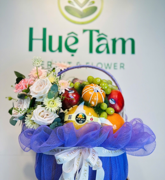 Giỏ Quà Sắc Tím Yêu Thương