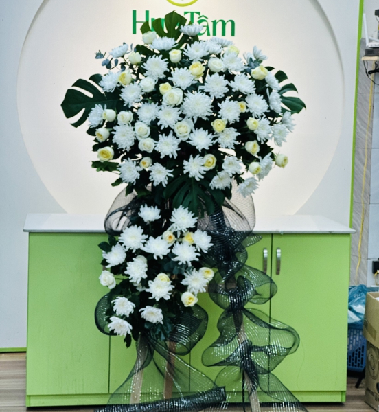 Kệ Hoa Chia Buồn Sâu Lắng