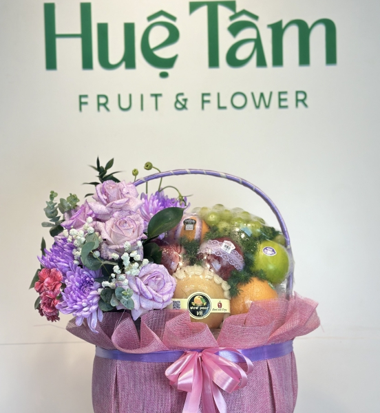 Giỏ Quà Hoa Tím Gắn Kết