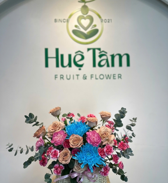 🌸 Giỏ Hoa Bình An Rực Rỡ