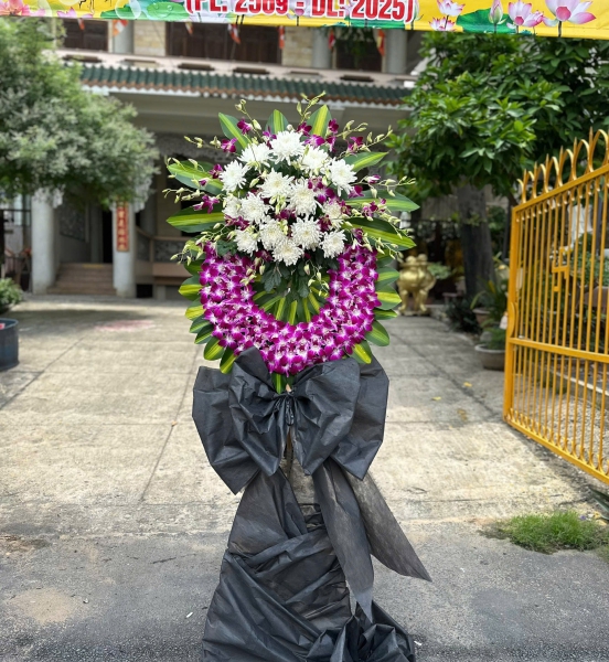 Kệ Hoa Viếng Lan Tím Tưởng Nhớ 💐