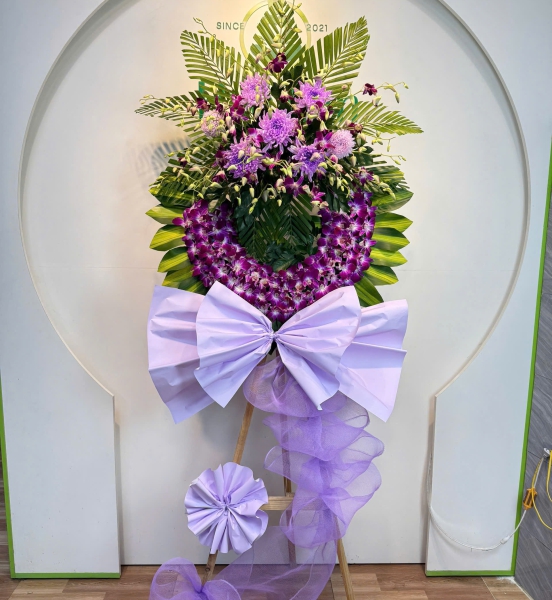 “Kệ Hoa Viếng Tím Thành Kính 💜”